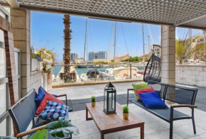 Lagoon Water Front Suite